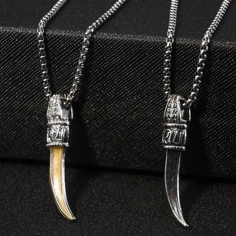 Collana con Pendente a Dente di Lupo Vintage in Acciaio Inossidabile Catena a Box Punk Gotica Regalo di Gioielli Hip Hop per Uomo Donna