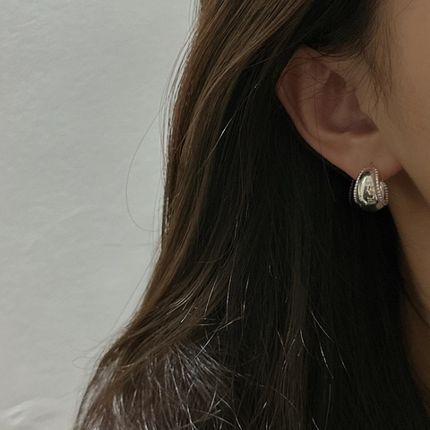 Orecchini a Bottone Incurvati e Lucidati in Argento Sterling 925 per Donna Retrò Minimalisti Geometrici con Bordo Milgrain