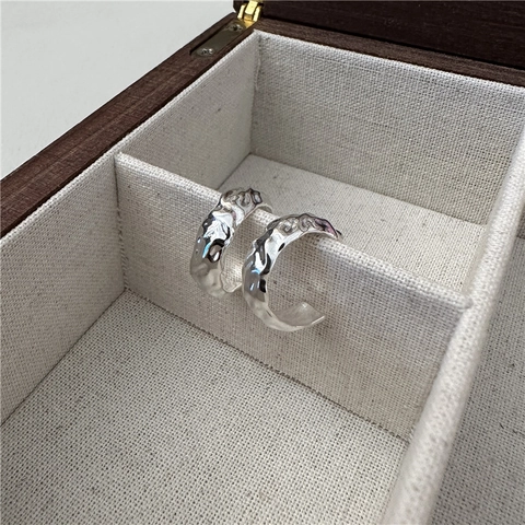 Orecchini a Bottone in Argento Sterling 925 a Forma di C Minimalisti Martellati Orecchini a Cerchio Curvi per Donna Gioielli Vintage