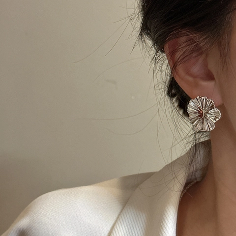 925 Sterlingsilber Blume Ohrstecker Für Damen Koreanischer Stil Retro Gefaltet Rüschenrand Design Minimalist Mode Schmuck