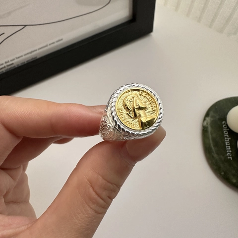Anello in Argento Sterling 925 Vintage Regina Elisabetta II Per Donna Bicolore Oro Argento Goffrato Regolabile Aperto Gioielli