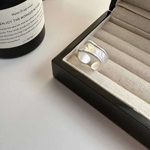 925 Sterlingsilber Minimalistisch Gehämmerte Textur Offener Ring Verstellbares Mattes Silberband Für Damen Ins Stil Mode Schmuck Geschenk