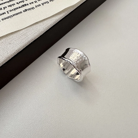 Anillo de Banda Ancha de Plata de Ley S925 para Mujer Grabado Dream Come True Martillado Anillo Abierto Ajustable Joyería