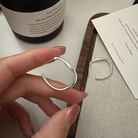 Boucles d'Oreilles Créoles en Forme de C en Argent Sterling S925 pour Femmes Minimalistes Géométriques Irrégulières Bijoux Cadeau