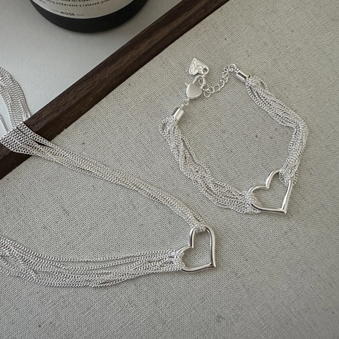 Set di Collana e Bracciale in Argento Sterling 925 con Pendente a Cuore Catena a Più Strati Gioielli Minimalisti in Stile Coreano per Donna