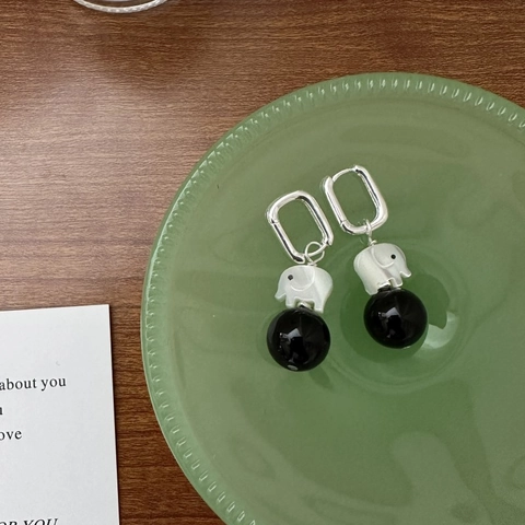 925 Sterling Silver Elephant Dangle Earrings Minimalist Korean Style Black Agate Round Bead Drop Earrings For Women Jewelry
