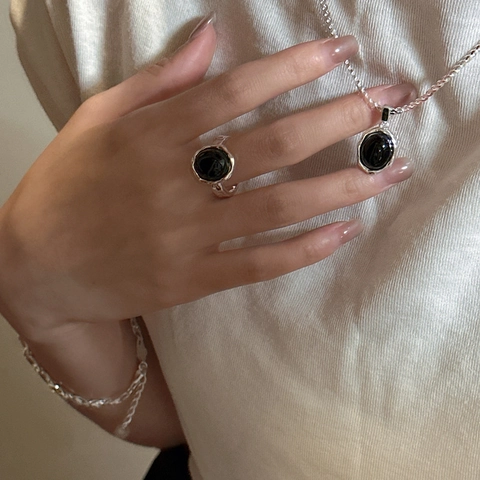 925 Sterling Silver Black Onyx Open Ring Vintage Hammered Texture Adjustable Finger Ring For Women Korean Fashion Jewelry
