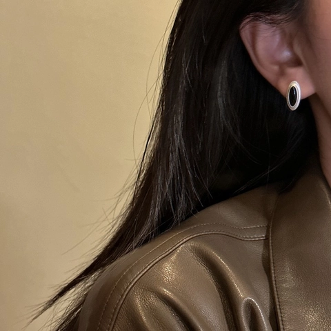 S925 Sterling Silver Oval Artificial Black Agate Stud Earrings For Women Korean Minimalist Niche Design Polished Vintage Jewelry