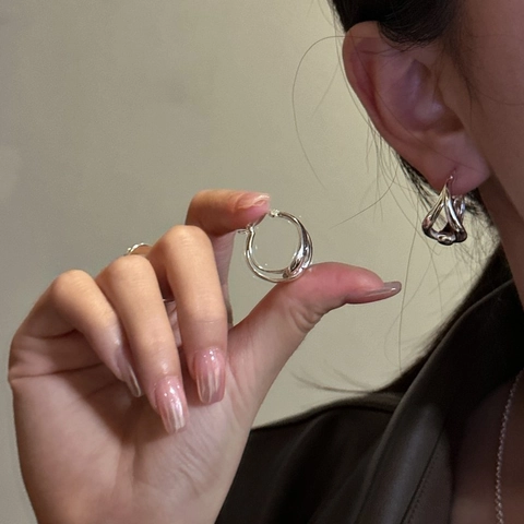 925 Sterling Zilver Gedraaide Dubbele Ring Oorbellen Voor Dames Minimalistische Geometrische Holle Oorbellen INS Stijl Gepolijst Mode Sieraden