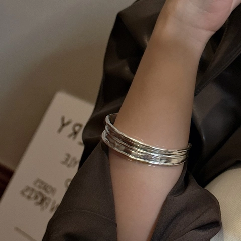 925 Sterling Zilveren Open Armband met Golftextuur voor Dames Minimalistische Onregelmatige Vloeibaar Metaal Stijl INS Sieraden