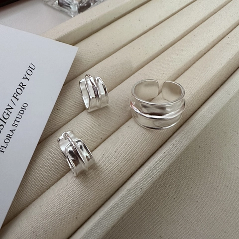 925 Sterlingsilber Schmuckset Unregelmäßige Wellen Gehämmert Offener Ring Und Creolen Für Damen Nische Minimalistisches Design Schmuck