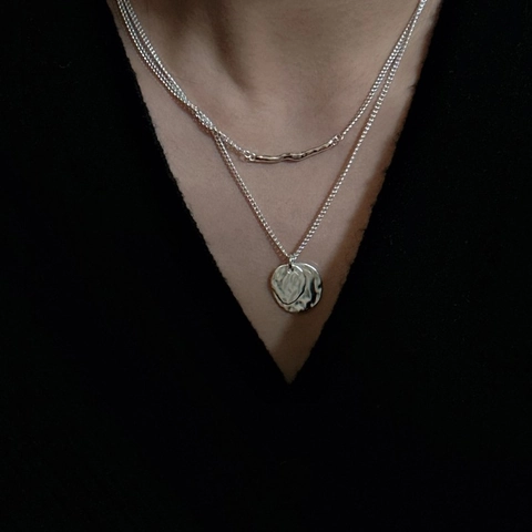 Minimalistisch 925 Sterlingsilber Doppellagig Halskette Für Damen Gehämmert Rund Münze Anhänger Wellig Bar Matt Schmuck