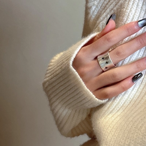 925 Sterlingsilber Stern Gravur Breitband Ring Für Damen INS Stil Minimalistisch Verstellbar Offener Ring Matt Silber Stern Muster Fingerring Modeschmuck