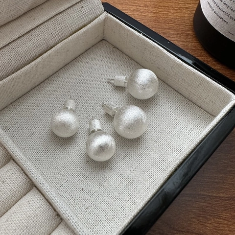 Orecchini a Bottone in Argento Sterling S925 Spazzolato per Donna Minimalista Coreano Opaco Satinato Tondo Gioielli