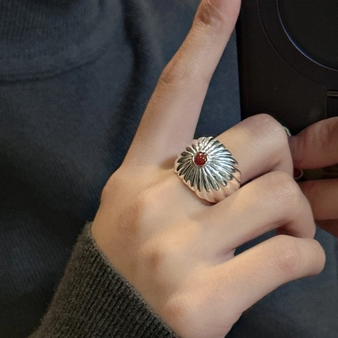 925 Sterlingsilber Offener Ring Für Damen Nischen-Design Koreanischer Roter Achat Runder Stein Radiale Textur Vintage Verstellbarer Schmuck