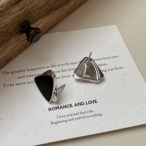 925 Sterling Silver Triangle Stud Earrings For Women Black Drip Glue Geometric Minimalist Hammered Texture Korean Style Jewelry