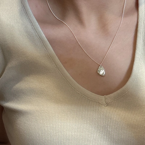 Minimalistische 925 Sterling Silber Unregelmäßige Dreieck Anhänger Halskette Flüssigmetall Geometrische Schlüsselbein Kette Schmuck