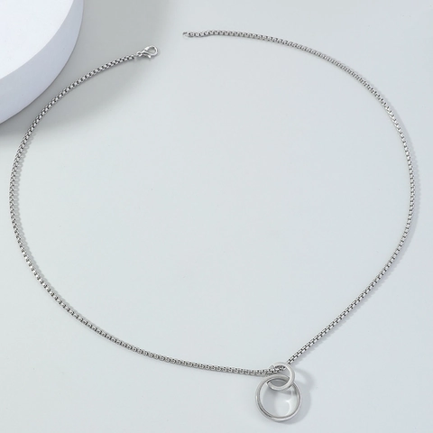 Roestvrijstalen Ineengrijpende Dubbele Ring Hanger Halsketting Voor Heren Minimalistische Zilveren Venetiaanse Ketting Veelzijdige Truiketting