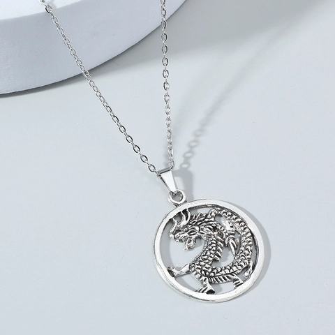 Collana con Ciondolo Totem Drago in Stile Cinese per Uomo Lega d'Argento Rotonda Intagliata Cava Hip Hop Gioielli Retro