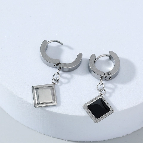 Pendientes de Aro Huggie Geométricos Cuadrados Negros Retro Para Mujeres Hombres Punk Minimalistas de Aleación Color Plata Joyas