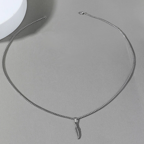 Collar con Colgante de Pluma de Acero Inoxidable para Hombre Estilo Hip Hop Retro Cadena de Caja Joyería de Moda