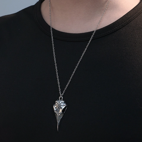Collana Vintage Vichinga con Teschio di Uccello Noctilucente Lega Gotica Punk Ciondolo Vegvisir Bussola per Uomo Donna