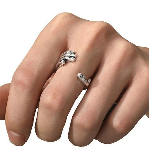 Vintage Skull Hand Hugging Ring For Men Punk Gothic Alloy Adjustable Open Finger Ring Hip Hop Jewelry Gift