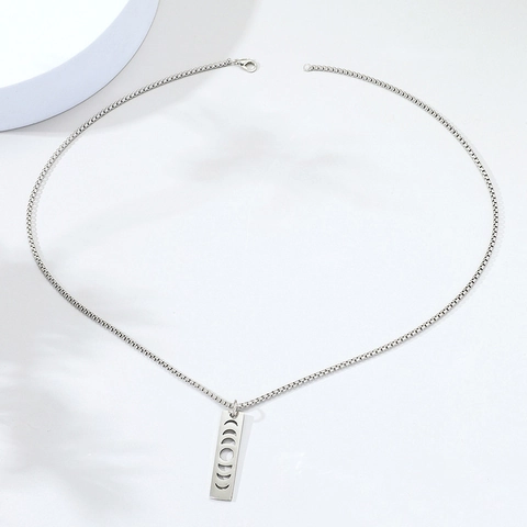 Collana Minimalista in Acciaio Inossidabile con Pendente Rettangolare a Fase Lunare Gioielli Celestiali per Uomo Donna Quotidiano