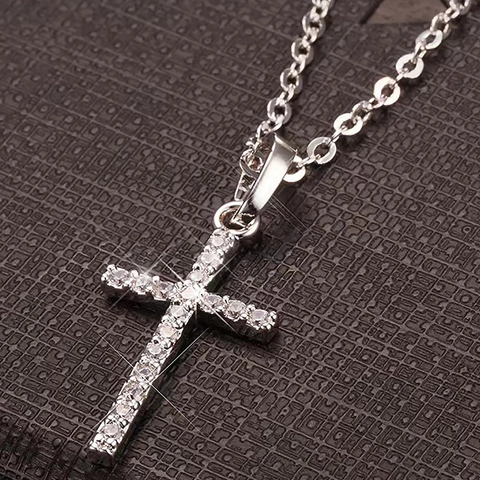 Classic Alloy Rhinestone Cross Pendant Necklace For Men Women Gold Silver Plated Religious Inlaid O-Chain Fashion Jewelry Gift
