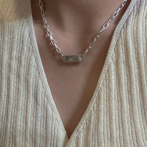 Collana con Ciondolo Martellato Rettangolare in Argento Sterling 925 per Donna Gioielli con Catena a Clavicola Geometrica