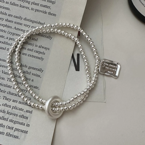 Bracelet Perlé à Double Couche en Argent Sterling 925 pour Femmes Minimaliste Lettre Étiquette Métallique Élastique Bijoux Mode