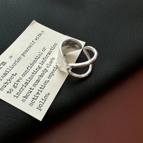 Vintage 925 Sterling Zilveren Dubbellaagse Ring Voor Vrouwen Niche Design Minimalistisch Verstellbaar Gehamerde Textuur Open Ring Sieraden