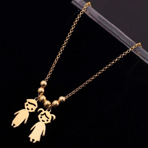 Personalisierte Junge Mädchen Anhänger Halskette Edelstahl Cartoon Familie Schmuck Maßgeschneiderte Name Gravierte Charme Halskette Damen