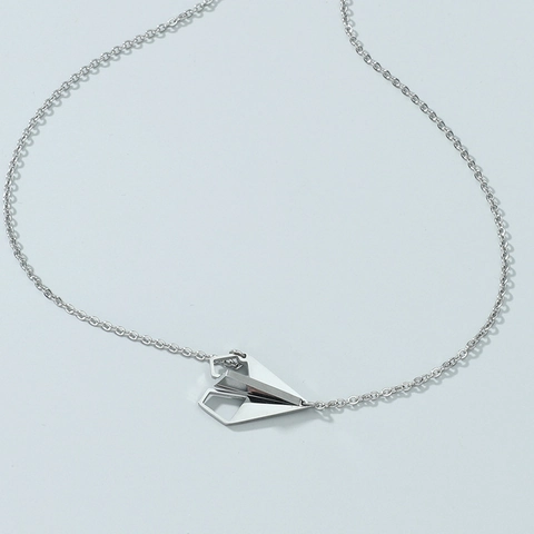 Collana con Pendente ad Aeroplano di Carta in Acciaio al Titanio Minimalista per Uomo Donna Gioielli Argento Geometrici Regalo Quotidiano