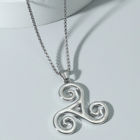 Collana con Ciondolo Triskele Celtico in Lega Galvanica Catena Veneziana Gioielli Simbolo Vichingo Vintage per Uomo Donna
