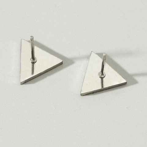 Boucles d'Oreilles Clous Triangulaires en Acier au Titane Minimaliste Tige en Acier Inoxydable Géométrique Bijoux Fantaisie Unisexe