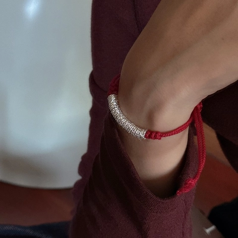 S925 Sterlingsilber Neujahr Rotes Seil Armband Damen Vintage Ethno Handgewebt Hammerschlag Verstellbar Schmuck