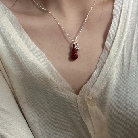 Collana Con Pendente a Zucca Rosso Angola in Argento Sterling S925 per Donna Retrò Minimalista Con Strass Elegante Catena da Clavicola