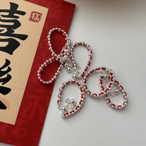 925 Sterling Zilveren Gevlochten Rood Koord Ring Voor Vrouwen Minimalistische Verstelbare Kralen Ring Met Kleine Bel Hanger Sieraden