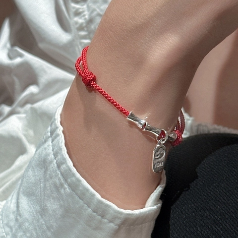 Bracciale in Corda Rossa in Argento Sterling 925 per Donna Perle a Nodo di Bambù Ciondolo Portafortuna Gioielli in Stile Etnico Regolabili Intrecciati a Mano