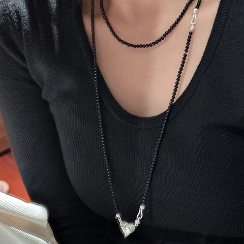 925 Sterlingsilber Schwarzer Achat Herz Anhänger Halskette Minimalistische Perlen Choker Für Damen Unregelmäßiges Nischendesign