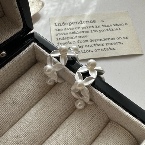 Vintage Matte 925 Sterlingsilber Blatt Ohrstecker Mit Künstliche Perle Koreanischer Stil Blumiger Schmuck Für Damen Geschenk