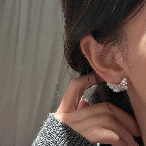 Elegant S925 Sterling Silver Butterfly Stud Earrings For Women Shiny Rhinestone Inlaid Animal Style Gold Silver Ear Jewelry