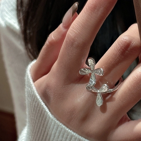 S925 Sterling Silver Flower Texture Ring For Women Minimalist Open Adjustable Hammered Petal Design Finger Ring Jewelry Gift