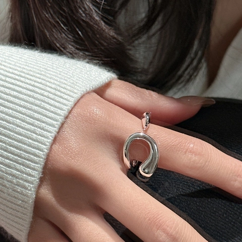 Anello in Metallo Liquido in Argento Sterling S925 Minimalista per Donna Anello Aperto Regolabile a Onda Irregolare Gioielli Ins