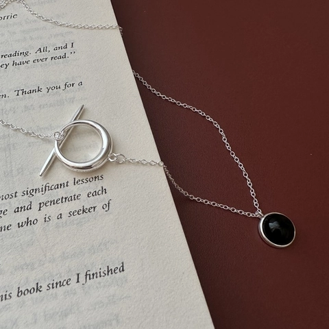 Collana in Argento Sterling 925 con Agata Nera per Donna Minimalista Retro Ciondolo Tondo in Onice Gioielli con Chiusura a T