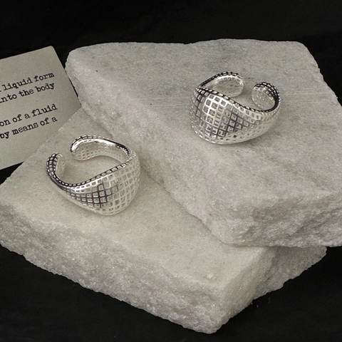 Minimalistischer S925 Sterlingsilber Hohl Gitter Ring Für Damen Vintage Geometrischer Verstellbarer Fingerring Mode Schmuck