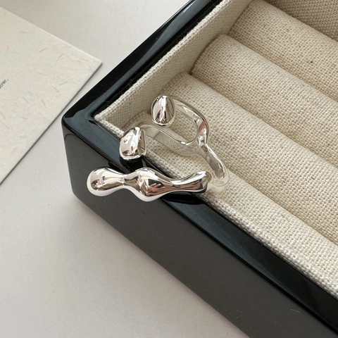 Anillo Abierto Irregolare de Plata de Ley 925 Estilo Metal Líquido Minimalista Ajustable Fluido Cruz para Mujer Joyería
