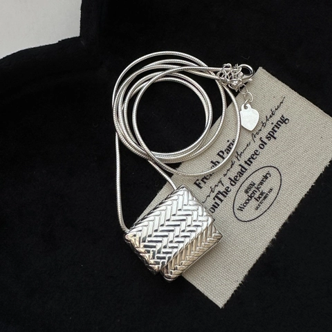 Collar con Colgante Rectangular de Plata de Ley S925 Textura Tejida para Mujer Cadena de Serpiente Retro Minimalista Joyería de Nicho Regalo