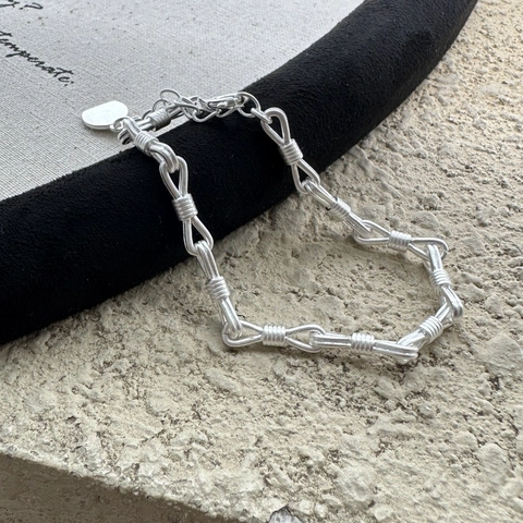 Bracciale Annodato in Argento Sterling 925 per Donna Finitura Opaca Vintage Catena Regolabile Gioielli Minimalisti Design di Nicchia